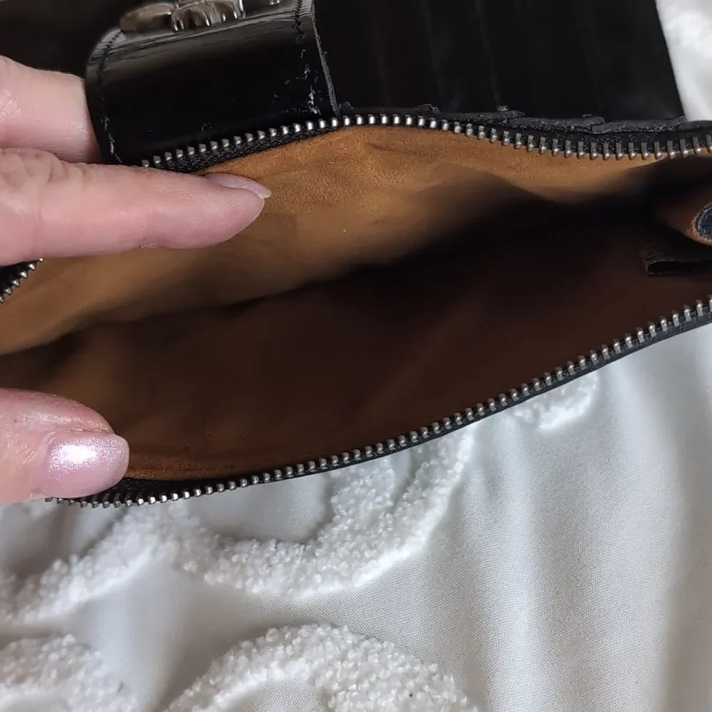 Patricia Nash 🖤 Black Patent Leather- Marene Twist Lock Wallet NWT